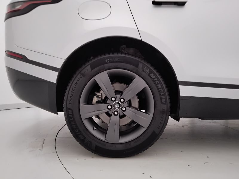 GuidiCar - LAND ROVER Range Rover Velar 2018 Velar 2.0 i4 R-Dynamic 240cv auto Usato
